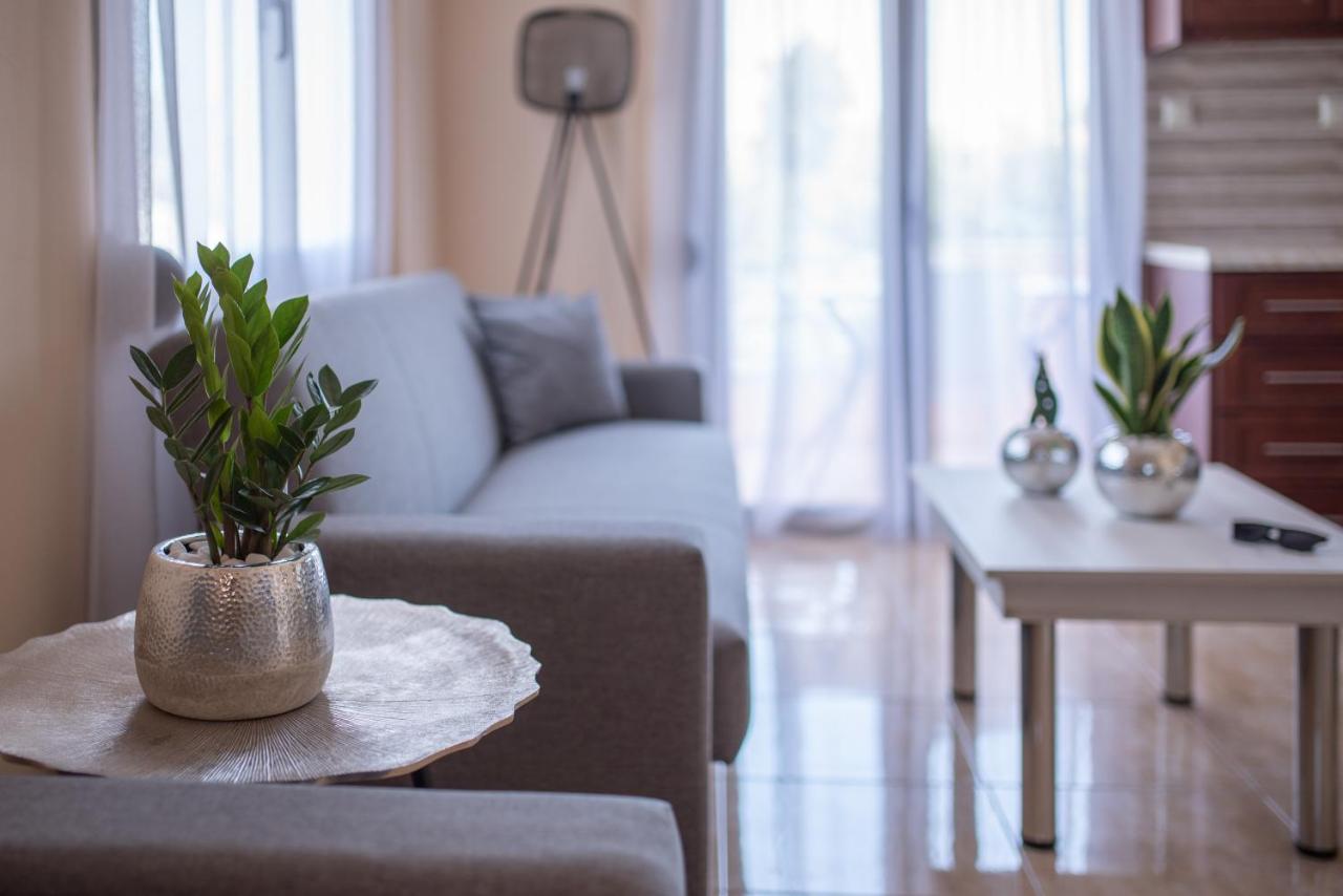 Libyan Sea Luxury Apartment 2 Ierápetra Dış mekan fotoğraf